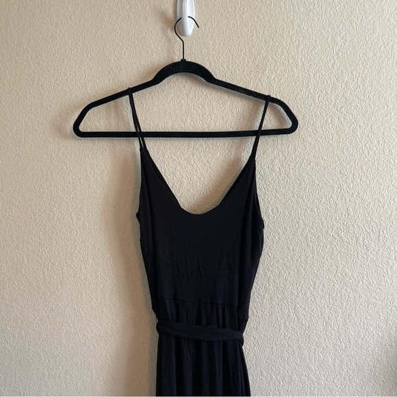 Lulu's Just Breathe Black Sleeveless Slit Leg Jumpsuit V Neck Women's Size Small - Picture 5 of 9